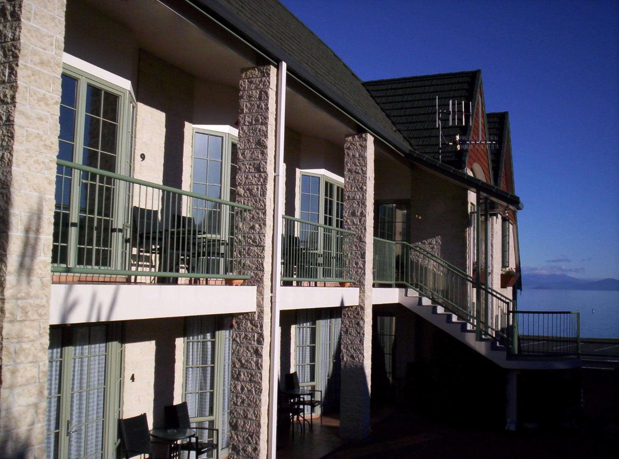 Colonial Lodge Motel Lago Lago Taupo Esterno foto