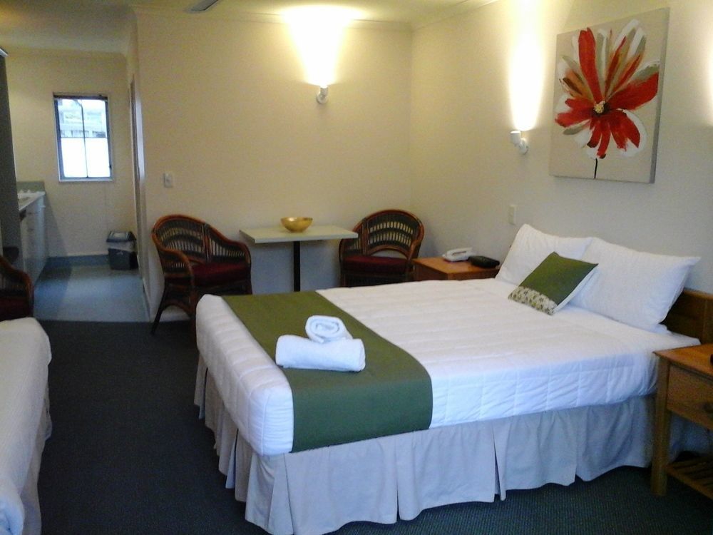 Colonial Lodge Motel Lago Lago Taupo Esterno foto