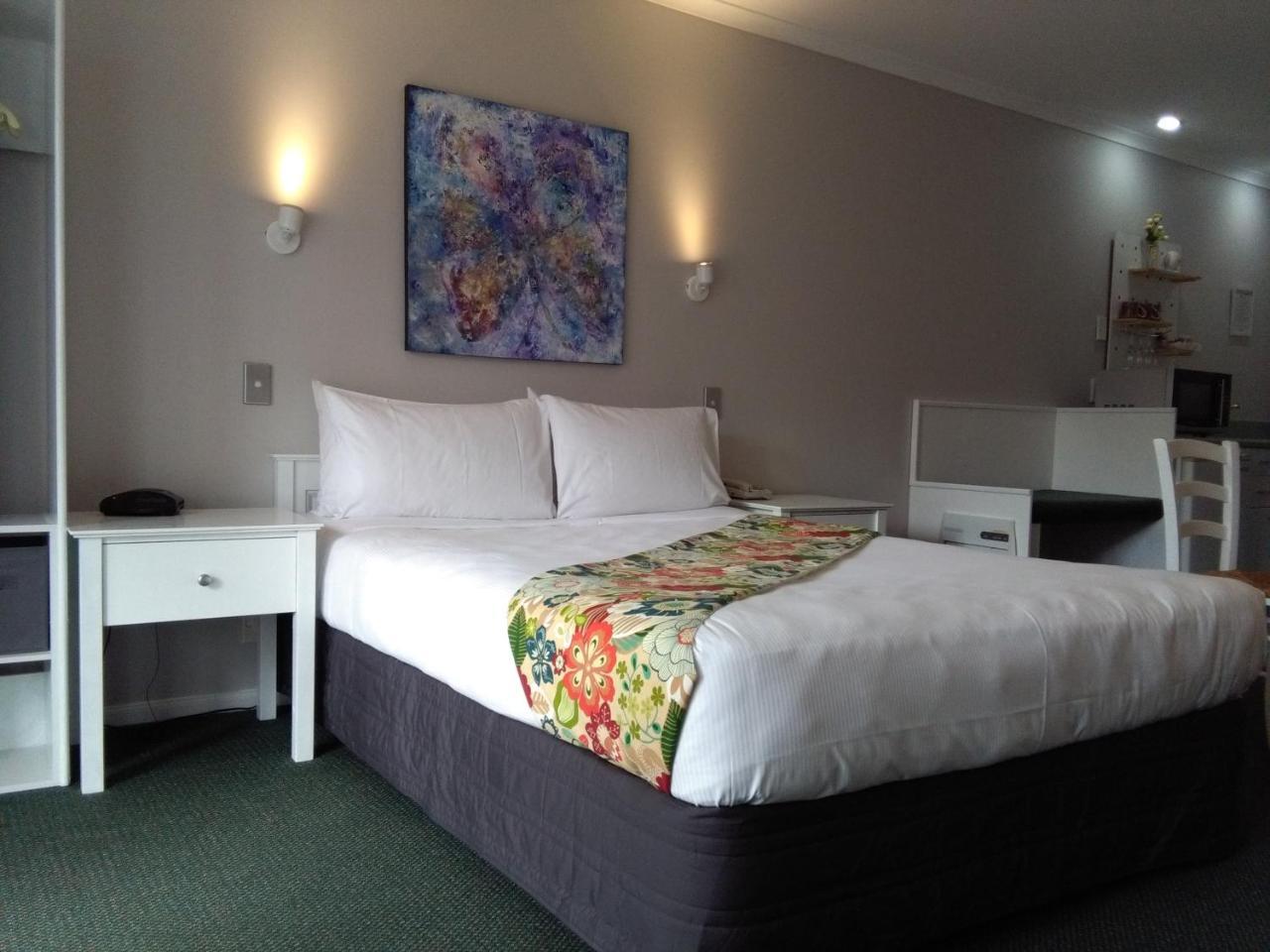 Colonial Lodge Motel Lago Lago Taupo Esterno foto