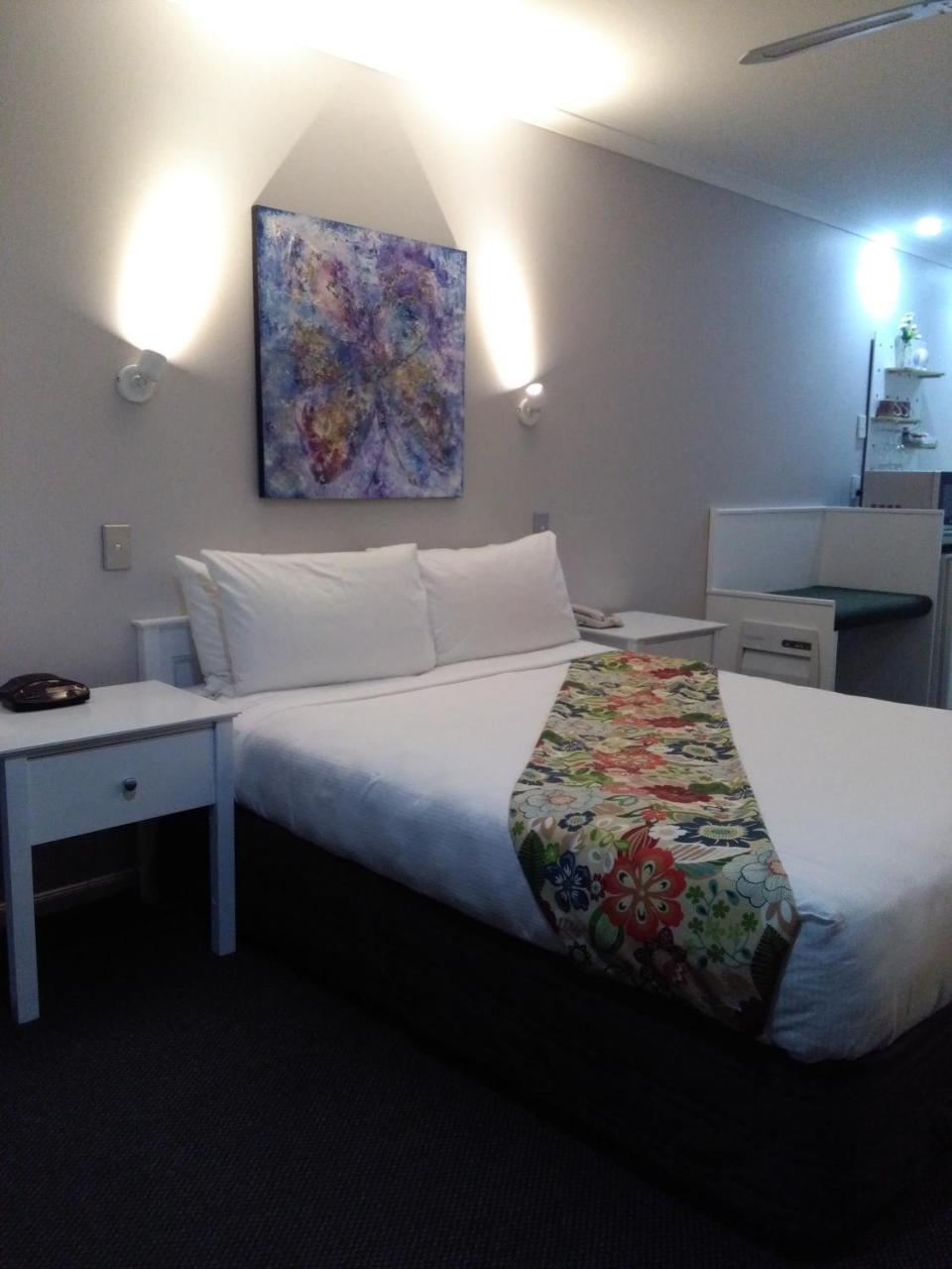 Colonial Lodge Motel Lago Lago Taupo Esterno foto