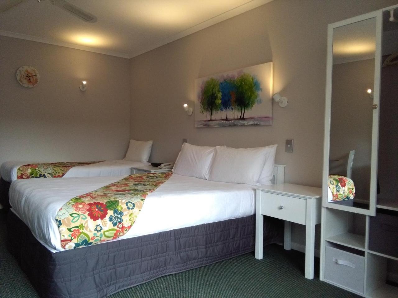 Colonial Lodge Motel Lago Lago Taupo Esterno foto