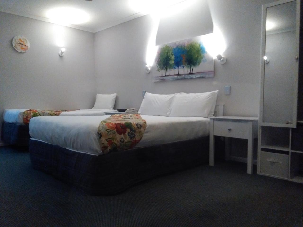 Colonial Lodge Motel Lago Lago Taupo Esterno foto