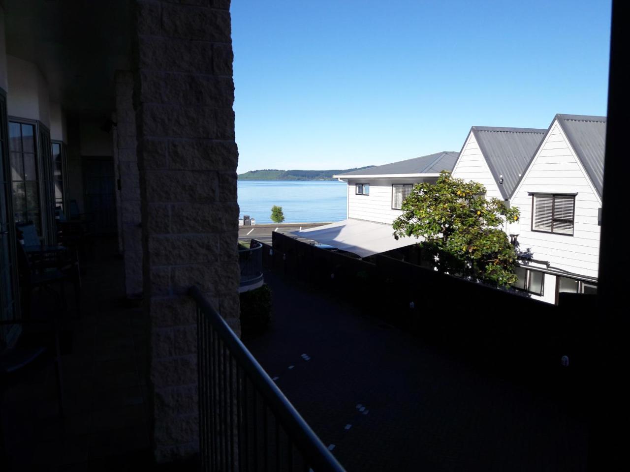 Colonial Lodge Motel Lago Lago Taupo Esterno foto